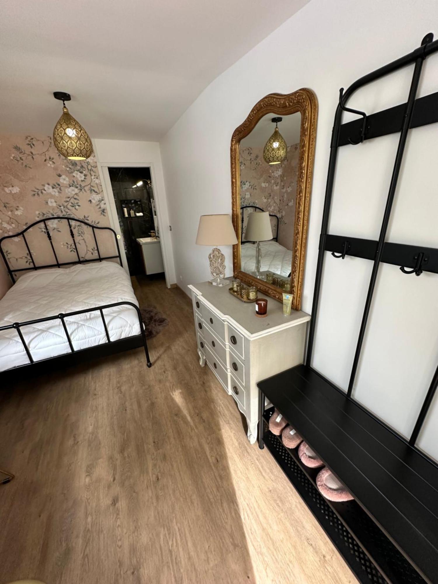 Chambre Proche De Disneyland Paris Coutevroult Ngoại thất bức ảnh